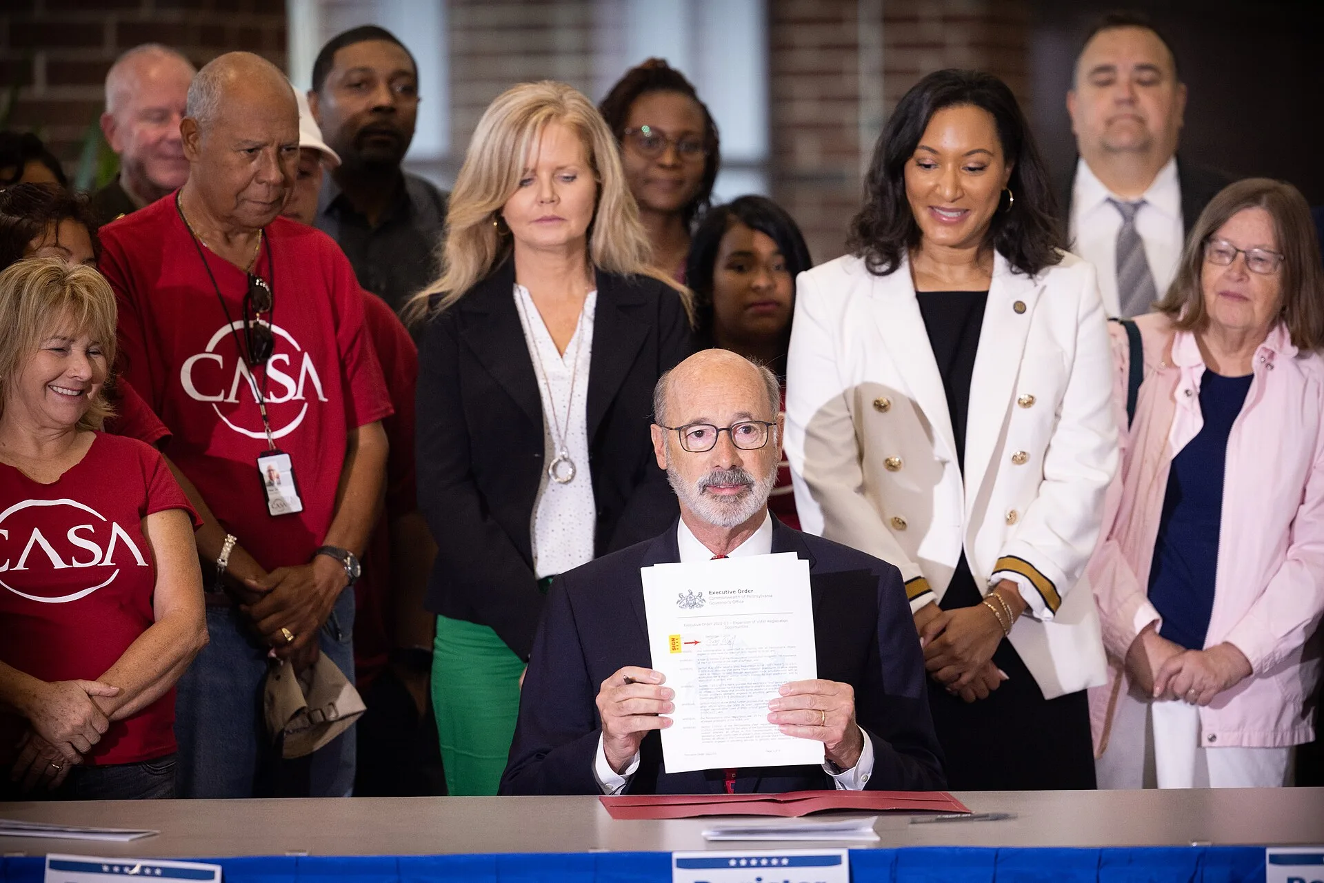 Pennsylvania Governor Tom Wolf signs Executive Order 2022-03. Governor Tom Wolf visited the Farm Show Complex in Harrisburg and signed Executive Order 2022-03 to greatly expand access for eligible Pennsylvanians to obtain voter registration information whenever they do business with commonwealth age. 6 things to weigh up on DBA registration